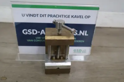 Metaal persklem – kavel bij GSD Auctions, Zoeterwoude