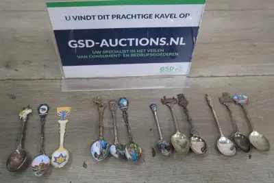 Verzamelset van 12 verzilverde lepels – kavel bij GSD Auctions, Zoeterwoude