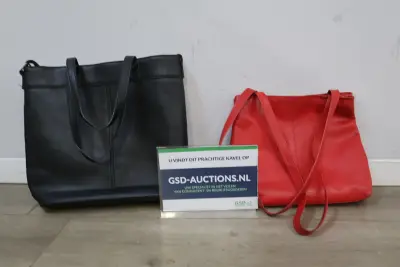 Set van twee dames handtassen – kavel bij GSD Auctions, Zoeterwoude