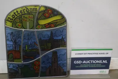 glas in lood raam met Rotterdam thema – kavel bij GSD Auctions, Zoeterwoude
