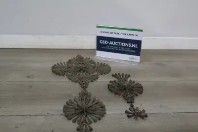 Vintage Metalen Ornamenten – kavel bij GSD Auctions, Zoeterwoude