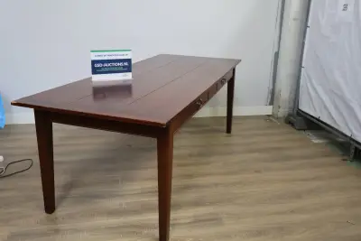 Grote Houten eettafel met lades - 220L x 90B – kavel bij GSD Auctions, Zoeterwoude