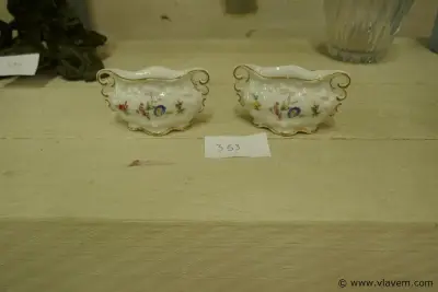 Decoratie in porselein – kavel bij Vlavem