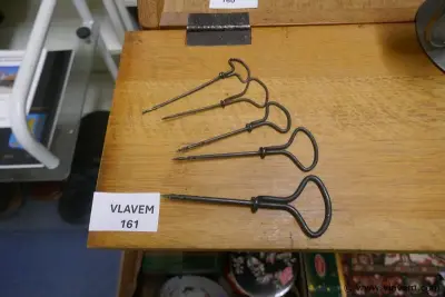 Oude fijne handboortjes – kavel bij Vlavem