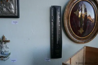 Barometer met datum – kavel bij Vlavem