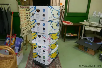 Dozen varia – kavel bij Vlavem