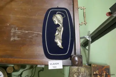 Decoratie – kavel bij Vlavem