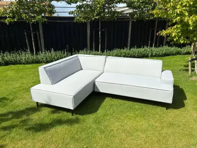 Tuinhoekbank, Toscane allweather, lighy grey, bouwjaar 2026 – kavel bij Onlineveilingmeester, Drunen