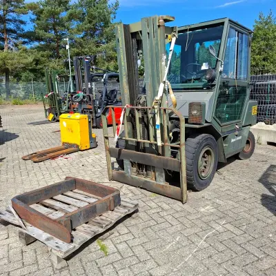 Vorkheftruck, Steinbock-Boss, SH40 5A2, 1994 – kavel bij Domeinen Roerende Zaken, Soesterberg