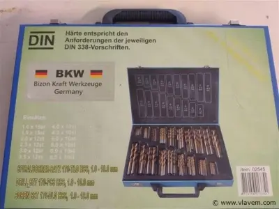 170 delige borenset titanium coating – kavel bij Vlavem