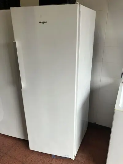 Koelkast WHIRLPOOL – kavel bij VH Auctions