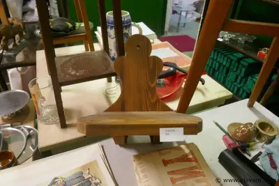 Muurtafeltje in hout – kavel bij Vlavem