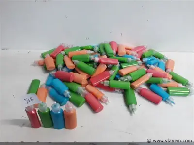 100 x Glitterverf mix kleuren voor op textiel – kavel bij Vlavem