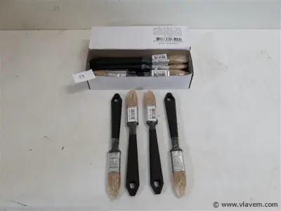 24 x Verfborstel plat 20 mm – kavel bij Vlavem
