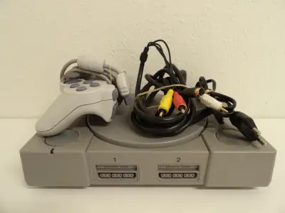 Sony PlayStation 1-console – kavel bij De Kringwinkel, Leopoldsburg