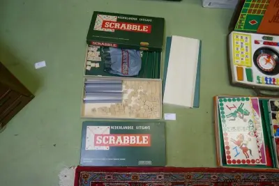 Scrabbel dozen – kavel bij Vlavem