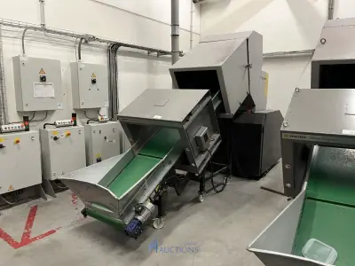 Kunststofgranulator RAPID G500-60KUB met transportband en metaaldetector – kavel bij VH Auctions
