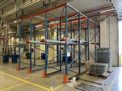 Metalen palletstelling – kavel bij VH Auctions