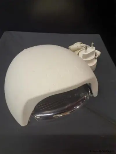 CND Visible Light Lamp Nagellamp model NCL01-W36D – kavel bij ProVeiling, Rotterdam