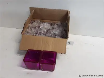 8 x T-lichtglaasje paars 5x5 cm – kavel bij Vlavem