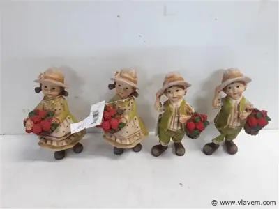 4 x Figuurtje jongen-meisje 15 cm – kavel bij Vlavem