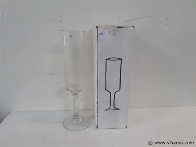 2 x Vaas als champagneglas – kavel bij Vlavem