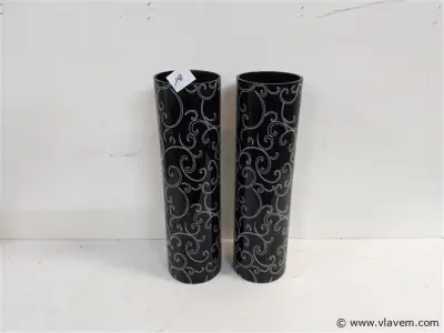 2 x Vaas cylinder zwart – kavel bij Vlavem