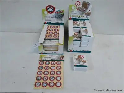 16 x Mini apotheek + 50 x apotheek stickers – kavel bij Vlavem