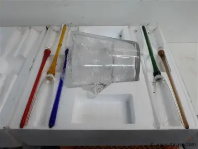 1 x Champagneset houder + 6 glazen gekleurd – kavel bij Vlavem