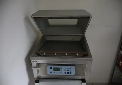 Verpakkingsmachine – kavel bij Clicpublic, Esch