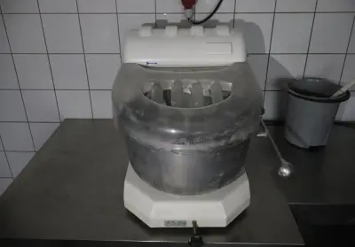 Professionele kneder – kavel bij Clicpublic