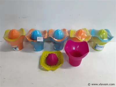 5 x Fruitpers met beker – kavel bij Vlavem