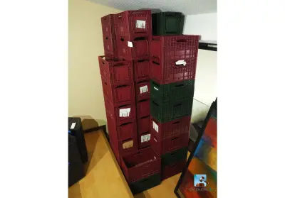 Set plastic kratten – kavel bij Clicpublic