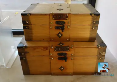 Decoratieve houten kisten van Titanic – kavel bij Clicpublic