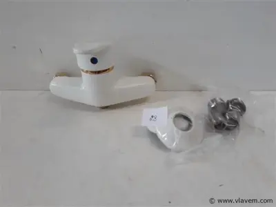 1 x Douche mengkraan wit showmodel – kavel bij Vlavem