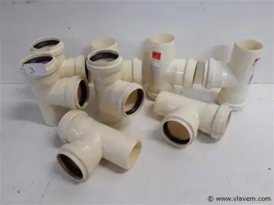 8 x T stuk 50mm pvc met dichting – kavel bij Vlavem