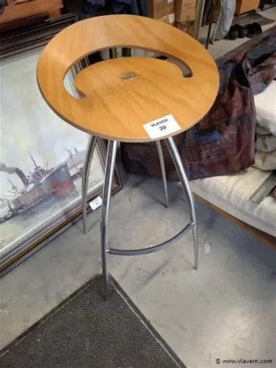 vintage barkruk – kavel bij Vlavem