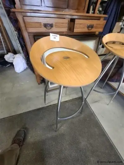 vintage barkruk – kavel bij Vlavem