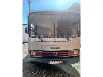 Peugeot - J9 getransformeerd – kavel bij Auctelia, Frameries