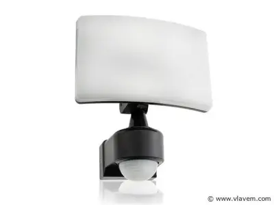 6 x Novalight Led Breedstraler 30 Watt met PIR – kavel bij Vlavem