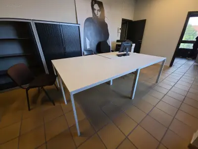 (25x) Kantoormeubilair – kavel bij Auctim, Bruxelles