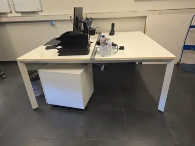 (8x) Kantoormeubilair – kavel bij Auctim, Bruxelles