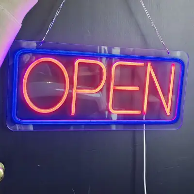 2x Ledverlichting "open", kunststof – kavel bij Onlineveilingmeester, Noordwolde