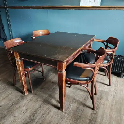 4x Tafel met 4 stoelen – kavel bij Onlineveilingmeester, Noordwolde