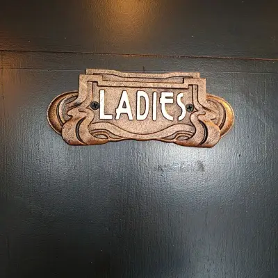 2x Toilet bordjes – kavel bij Onlineveilingmeester, Noordwolde