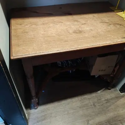 Tafel – kavel bij Onlineveilingmeester, Noordwolde