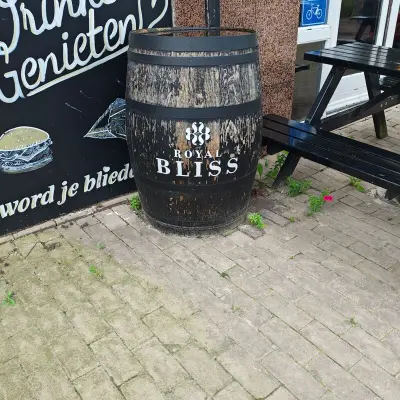 Wijnvat, zwart – kavel bij Onlineveilingmeester, Noordwolde