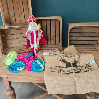 Sinterklaas versiering – kavel bij Onlineveilingmeester, Noordwolde