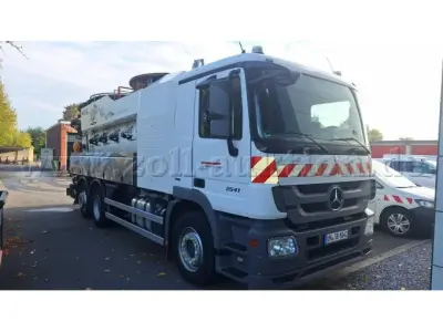 1 Kanal Saug-und Spülfahrzeug Mercedes Actros 3 / FFG Aufbau – kavel bij Zoll-Auktion, Unna