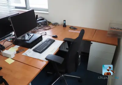 Kantoormeubilair en stoel – kavel bij Clicpublic, Windhof (Koerich)